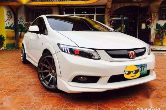 2013 Honda Civic FB 1.8S MT White For Sale 