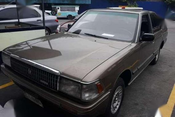 Toyota crown deluxe for sale 