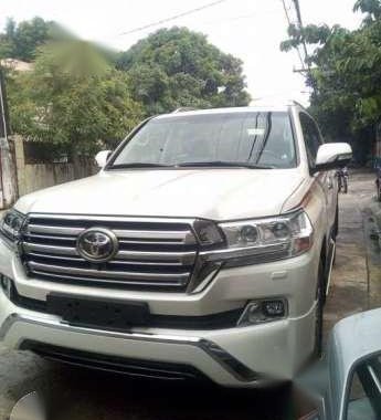 Brand New Toyota Land Cruiser 200