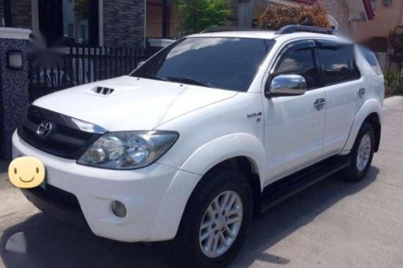 07 Toyota Fortuner V Diesel 4x4 AT