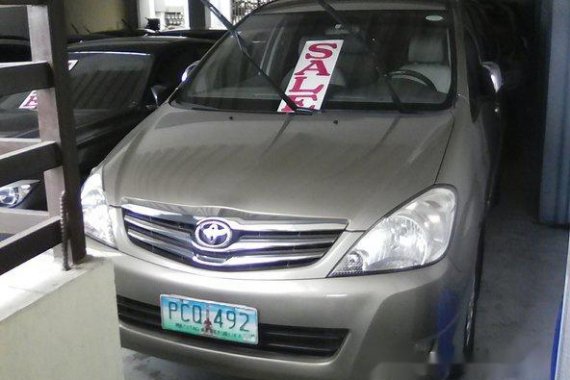 For sale Toyota Innova 2011