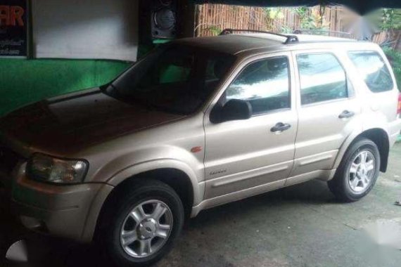 Ford Escape XLS 2006 negotiable