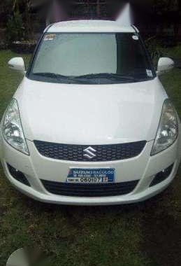 Suzuki Swift 2015 AT