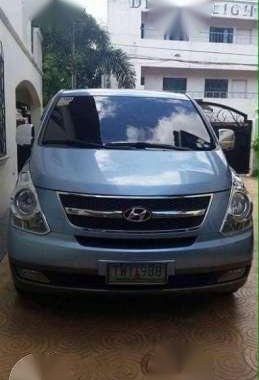 Casa Maintained 2011 Hyundai Starex Gold For Sale