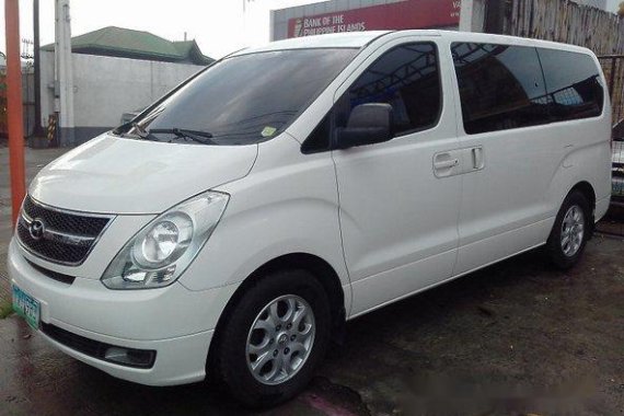 Hyundai Grand Starex 2011 White for sale