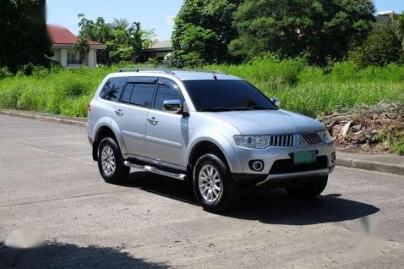 2011 Mitsubishi Montero GLSV