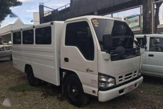 Isuzu Nhr flexibody 21 seater with dual aircon