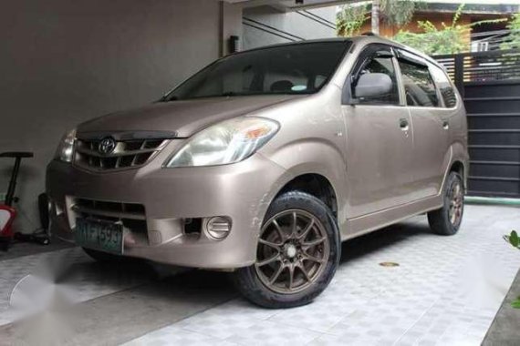 2010 Toyota Avanza J