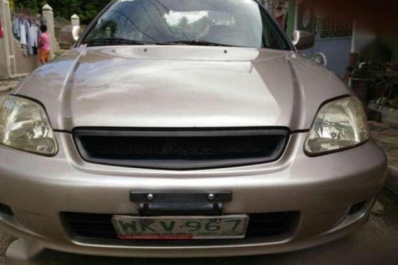 Honda civic vtec 2000 model