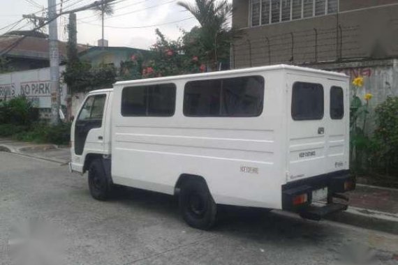 2004 Isuzu FB NHR 11FT White For Sale 