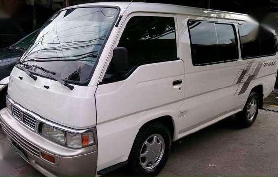 Good Engine Nissan Urvan Escapade 2011 MT For Sale