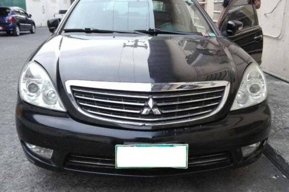 Almost brand new Mitsubishi Galant Gasoline for sale 