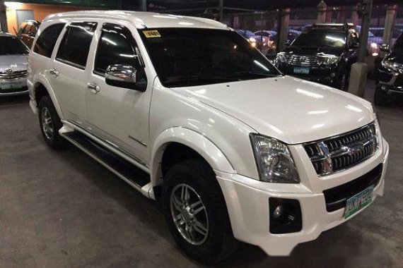 Isuzu Alterra 2013 WHITE FOR SALE