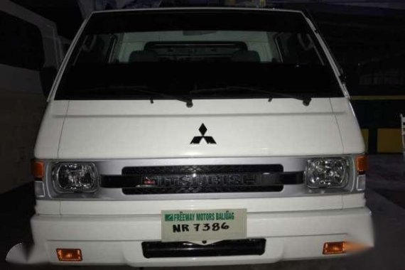 2017 Mitsubishi L300 Deluxe 2.5 D MT(Dual Aircon) for sale 