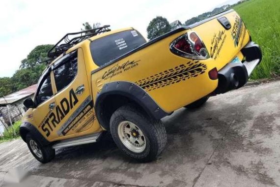 2010 Mitsubishi Strada GLX Manual 4x2 Off Road Look 