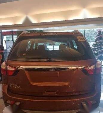 ISUZU Mu-x 4x2 LS-A MT 2.5 Liters