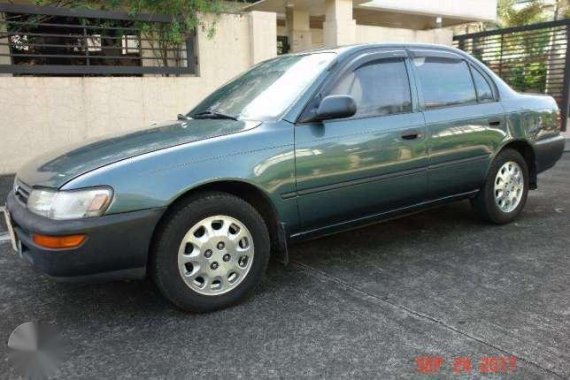 1995 Toyota Corolla XE MT sedan for sale 