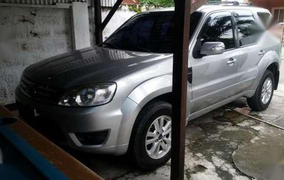 2009 Ford Escape Xls 2.3 AT Silver For Sale 