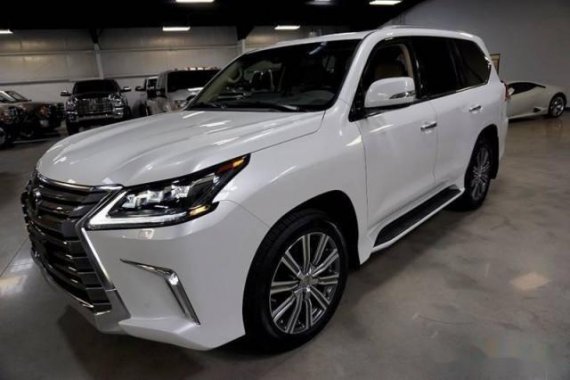 Almost brand new Lexus Lx 570 Gasoline for sale