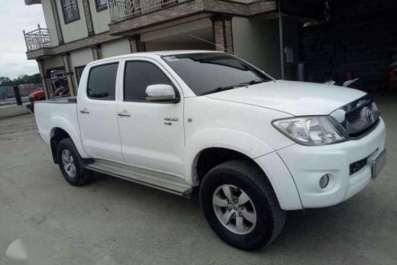 2010 Toyota Hilux G good as new for sale 