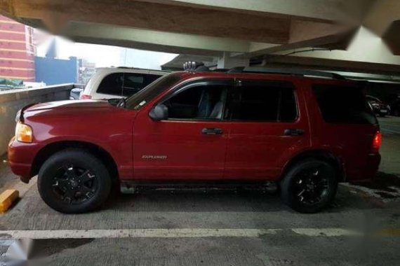 2005 Ford Explorer RED - fully loaded ( automatic) for sale 