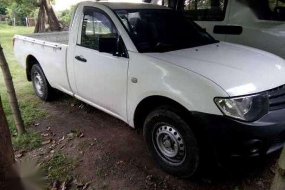 Mitsubishi L200 pickup 2012 mdl for sale 