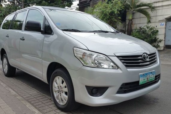 2012 Toyota Innova E diesel automatic for sale 