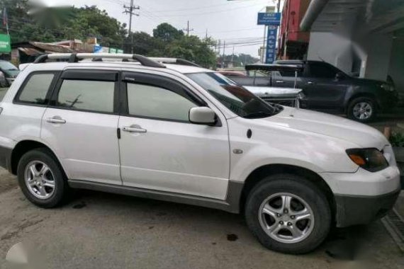 Mitsubishi Outlander GLS 2004 Pearl White