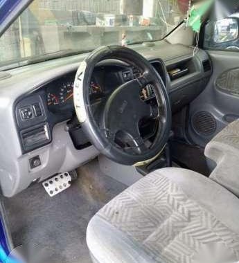 Isuzu crosswind SUV blue for sale 