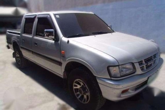 2001 Isuzu Fuego manual diesel 4x2 for sale 