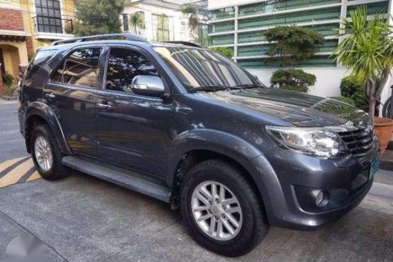 2012 Toyota Fortuner 2.7 AT Gas