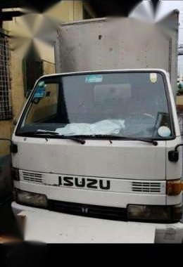 Isuzu Elf Aluminum Van 12ft MT For Sale 