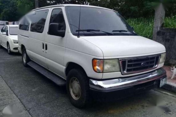 For sale family van Ford Chateau 2004