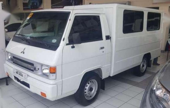 Mitsubishi L300 FB Deluxe