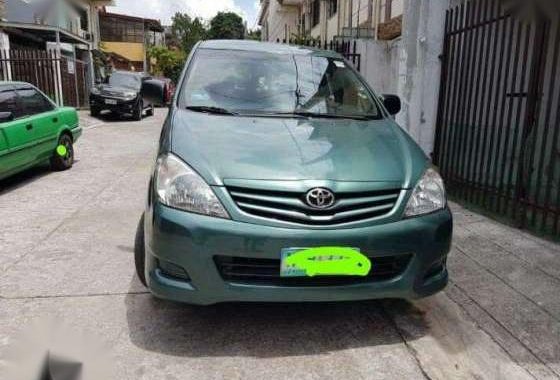 Toyota innova e 2010 for sale 