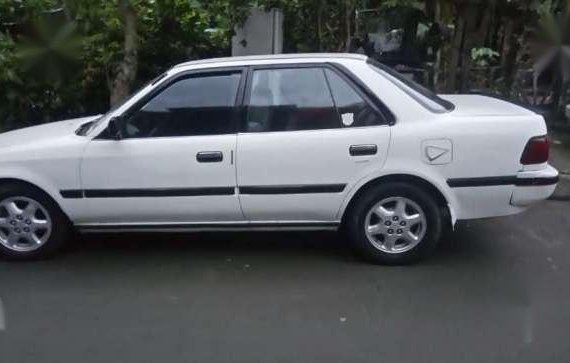 Toyota Corona ST191 MT White For Sale 