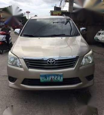 2012 Toyota Innova E