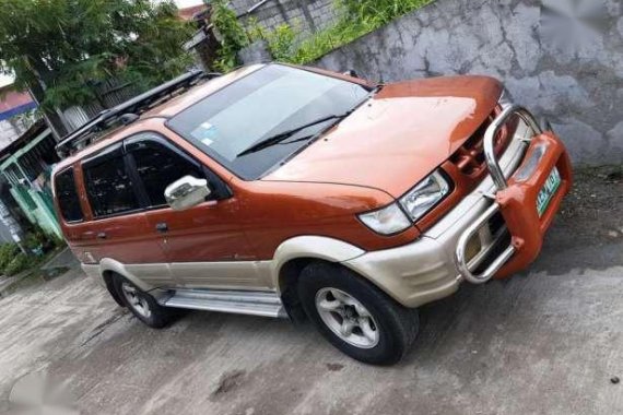 2002 Isuzu Crosswind XUV MT Orange For Sale 