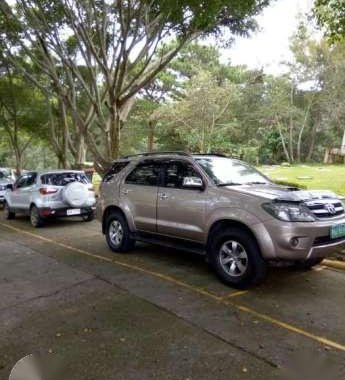 2005 Toyota Fortuner V 4x4 AT Beige For Sale 