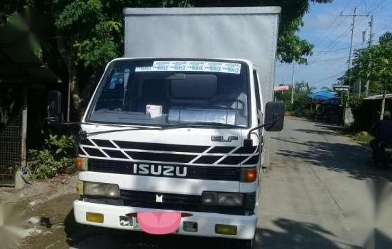 Isuzu Elf 10ft Clouse Van 1997 MT White For Sale 