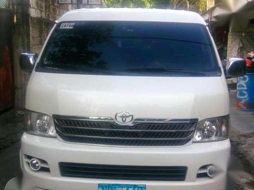 2010 Toyota Super Grandia AT White For Sale 