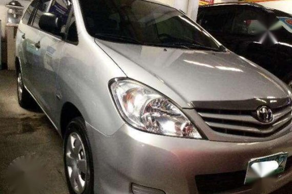 2012 TOYOTA INNOVA J Manual 36kMileage NEGO with free LTO 