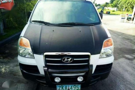 Hyundai Starex 2007 White Diesel For Sale 