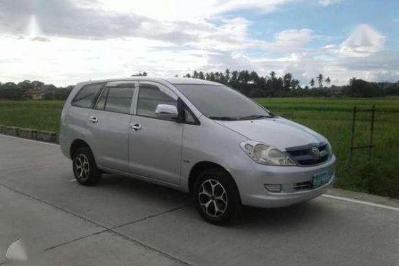 Toyota Innova MT 2006 Diesel. Rush Sale 418k neg.