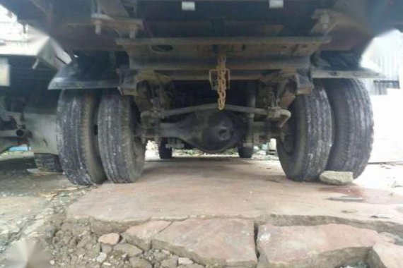 Isuzu lf 14 ft Giga