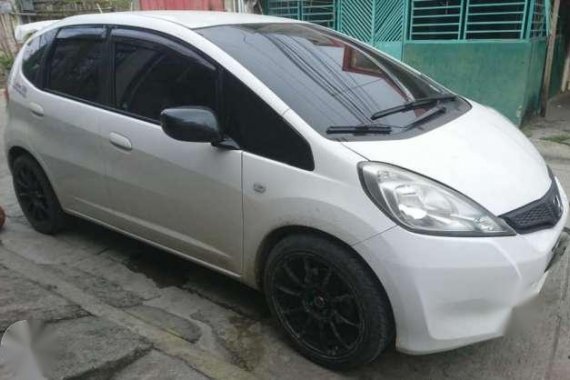 Honda Jazz MT 2012 fresh for sale 