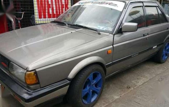 Nissan Sentra 1989 MT Gray Sedan For Sale 