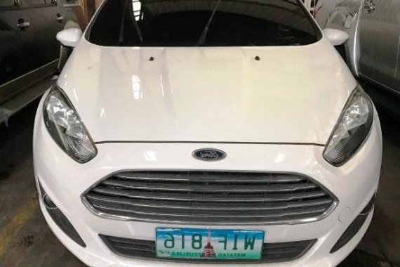 Almost brand new Ford Fiesta Gasoline for sale 