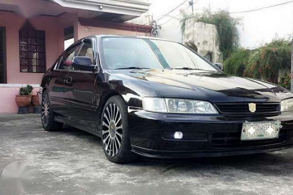 Honda Accord Vtec 1996 AT Black For Sale 