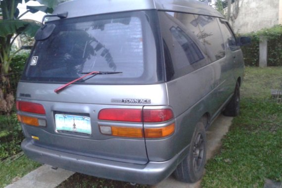 Toyota Townace 92 model for sale 